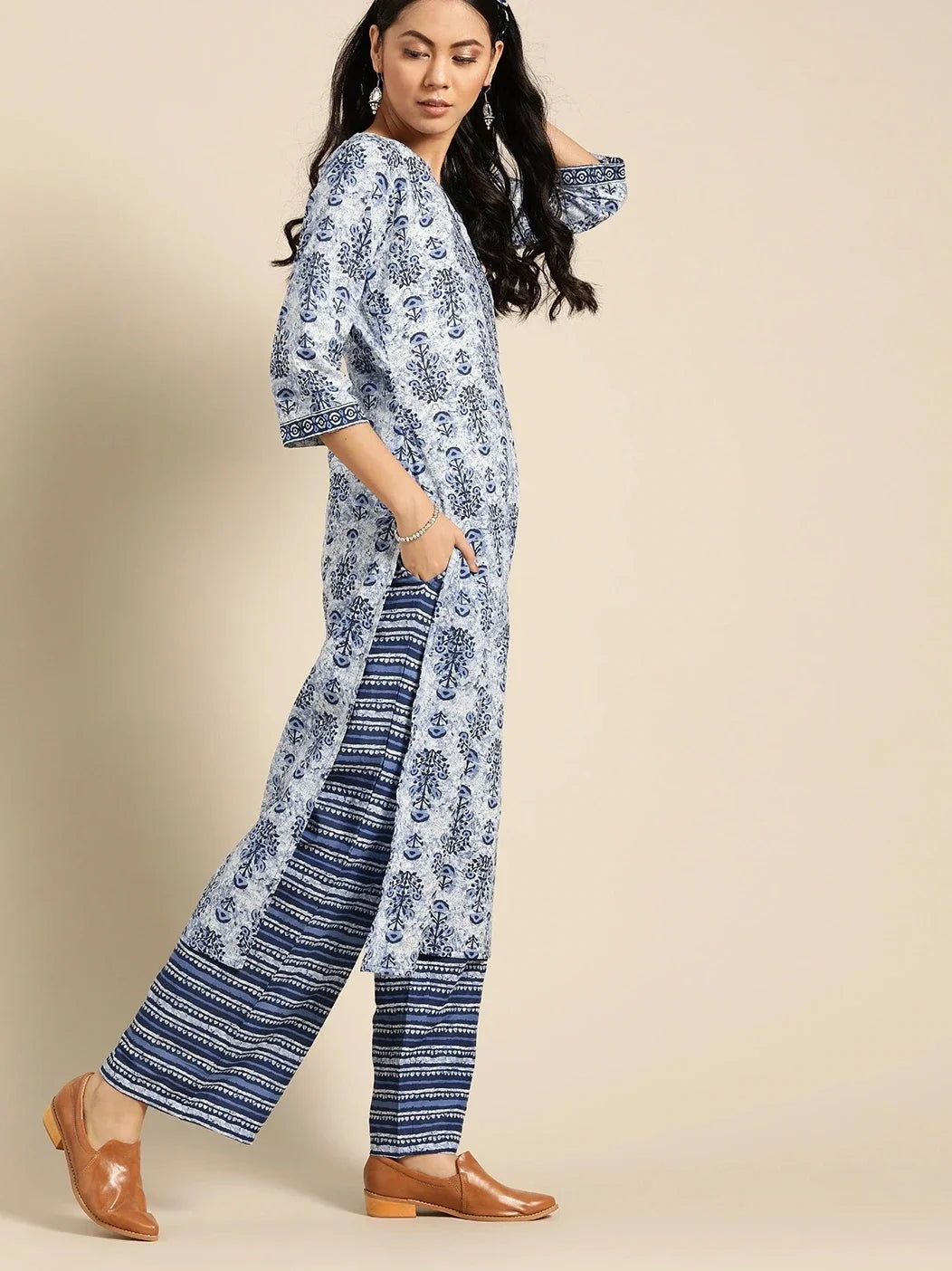 lue Cotton Printed 2-Piece Suit