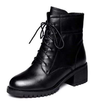 Fashionable Women Leather Boots