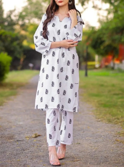 Traditional Two-Piece Floral Print Women's Suit